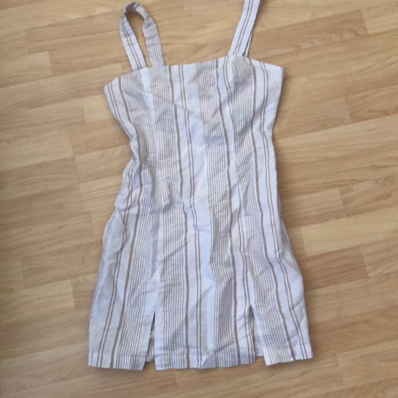 Dress - Picture 1 of 4